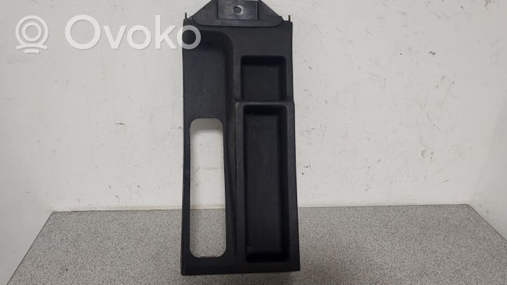 BMW 3 E36 Kita centrinė konsolės (tunelio) detalė 8192779