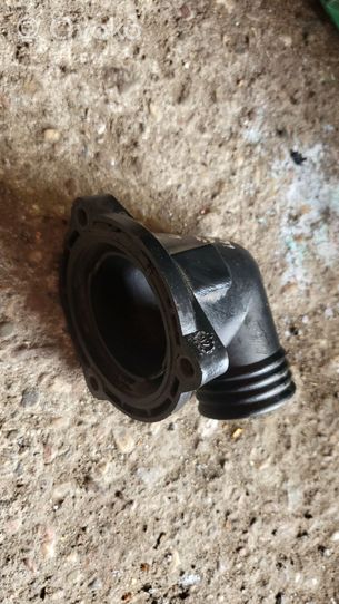 BMW 5 E34 Tuyau de liquide de refroidissement moteur 11532244828