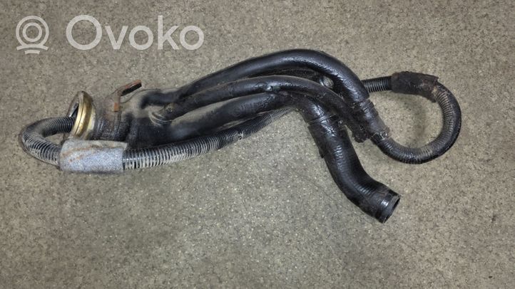 BMW 5 E39 Polttoainesäiliön täyttöaukon suukappale 1182912