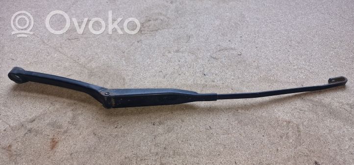 BMW 3 E36 Priekinio stiklo valytuvas 61618361391