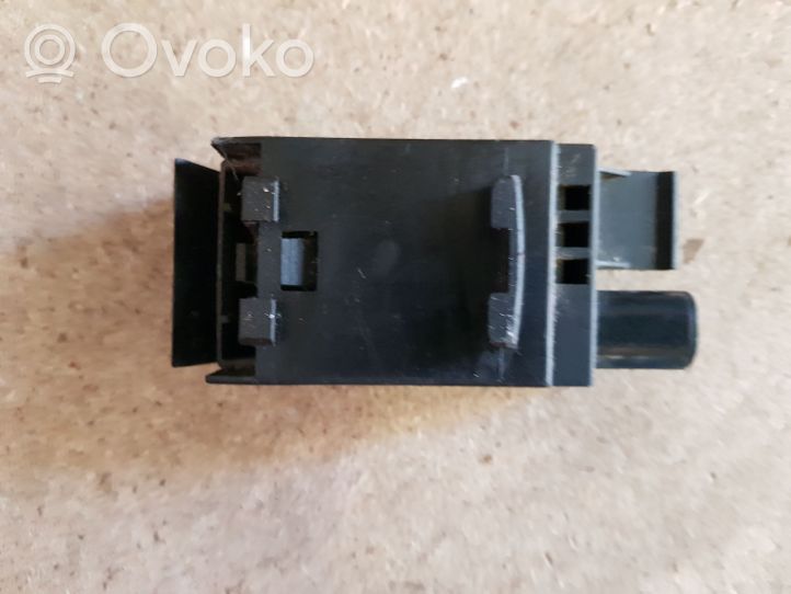 BMW 7 E38 AUC-Sensor Luftgütesensor 64118391470