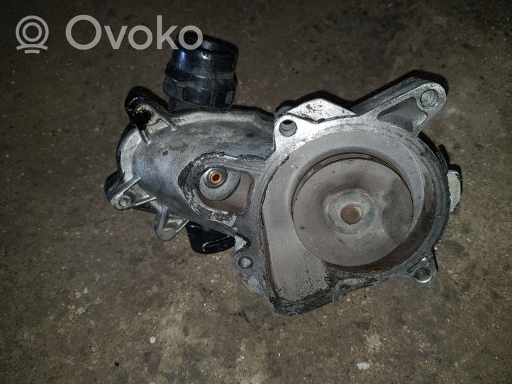 BMW 5 E39 Vesipumppu 11517786192