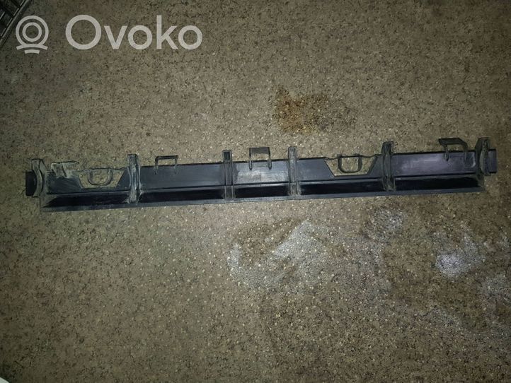 BMW 3 E46 Kita variklio skyriaus detalė 17111436245