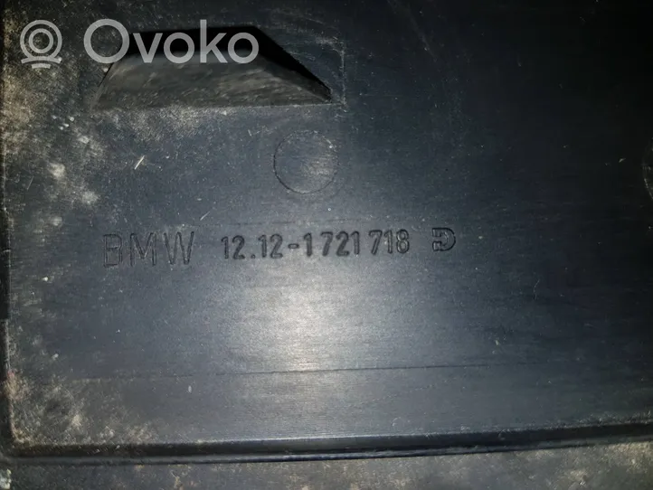 BMW 3 E36 Kita variklio skyriaus detalė 12121721718