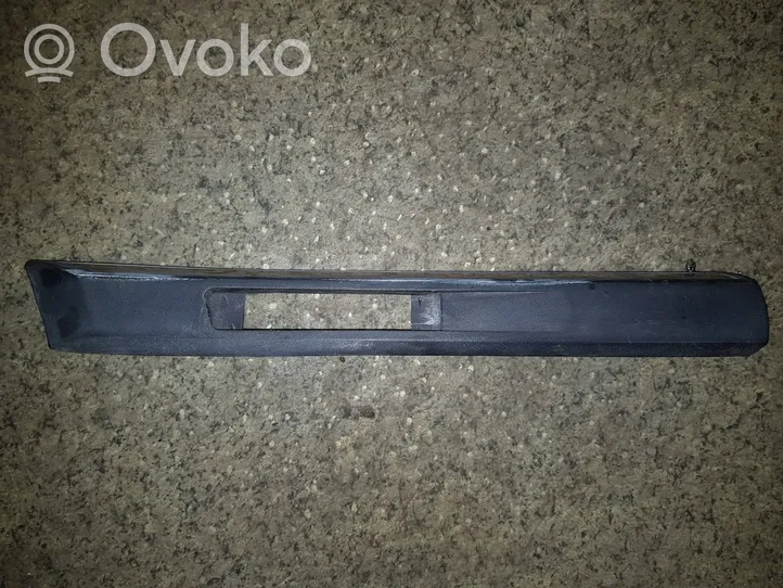 BMW 7 E38 Fender trim (molding) 8208387