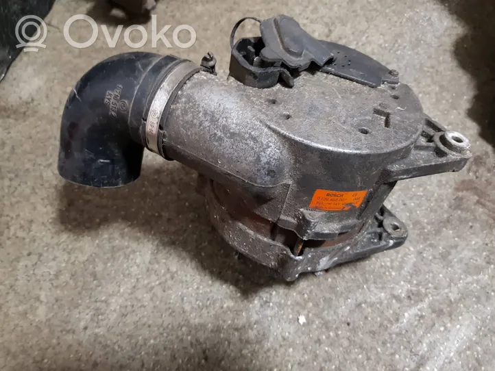 BMW 7 E32 Generator/alternator 0120468007