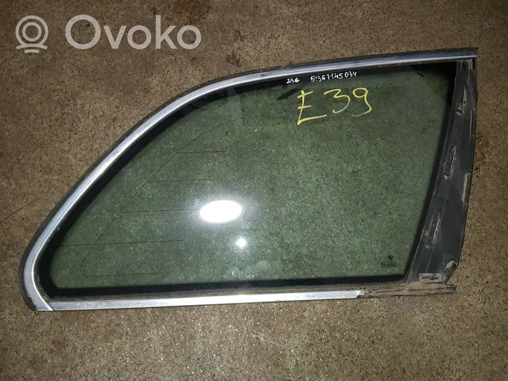 BMW 5 E39 Rear side window/glass 51367145034