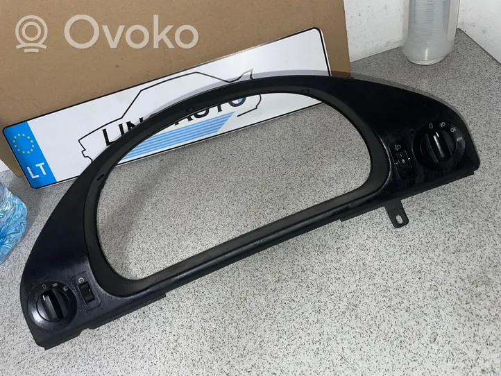 BMW 5 E39 Dashboard trim 8159735