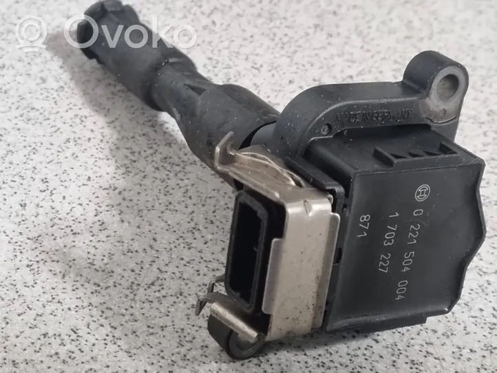 BMW 7 E38 High voltage ignition coil 1703227