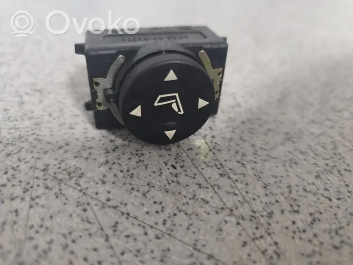 BMW 5 E39 Seat control switch 8360877