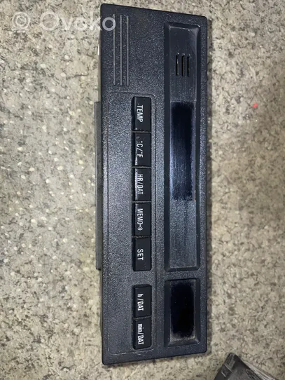 BMW 3 E36 Monitor / wyświetlacz / ekran 62138363580