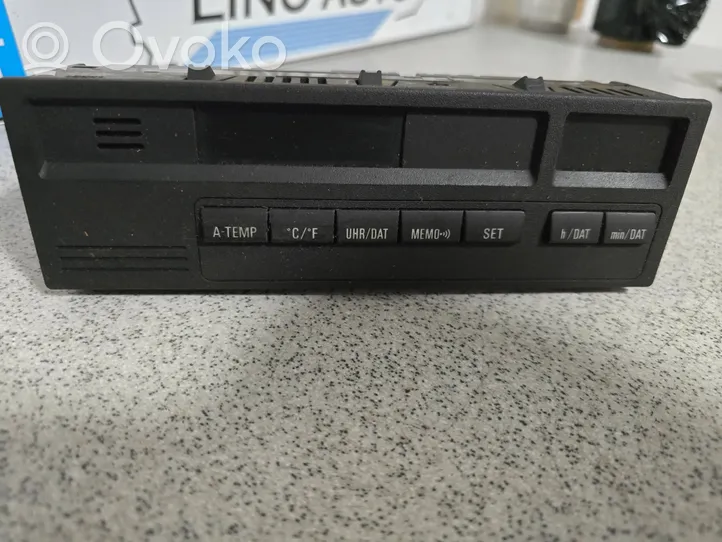 BMW 3 E36 Monitor / wyświetlacz / ekran 62138363552