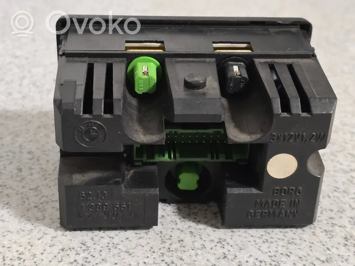 BMW 5 E34 Monitori/näyttö/pieni näyttö 1389551