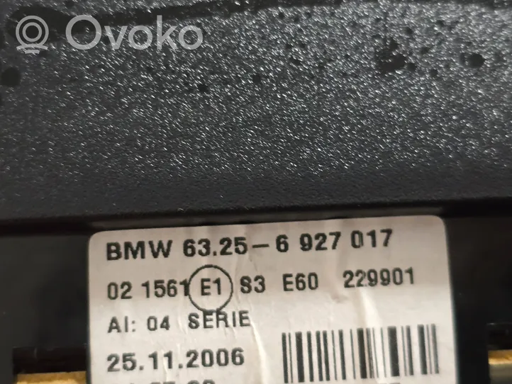 BMW 5 E60 E61 Papildomas stop žibintas 6927017