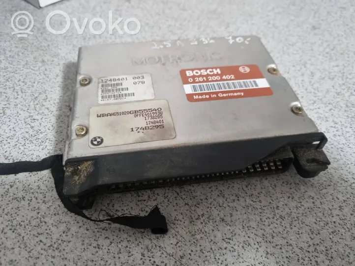 BMW 3 E36 Calculateur moteur ECU 0261200402