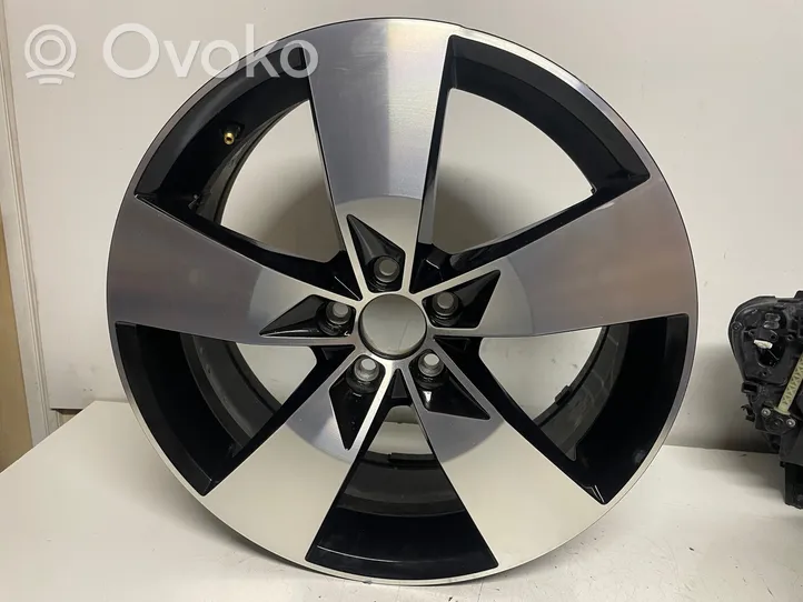 Volvo XC40 Cerchione in lega R19 31471554