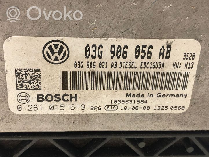 Volkswagen Caddy Calculateur moteur ECU 03G906056AB