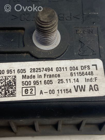 Volkswagen PASSAT B8 Alarmes antivol sirène 5q951605