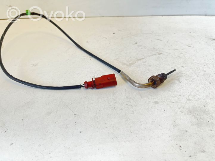 Volkswagen PASSAT B7 Sensore di temperatura dei gas di scarico 8K0973802A