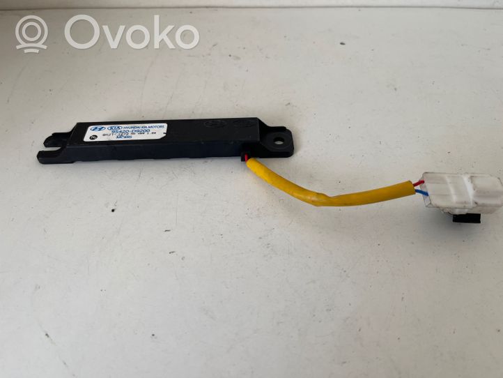 KIA Sportage Amplificateur d'antenne 95420D9200