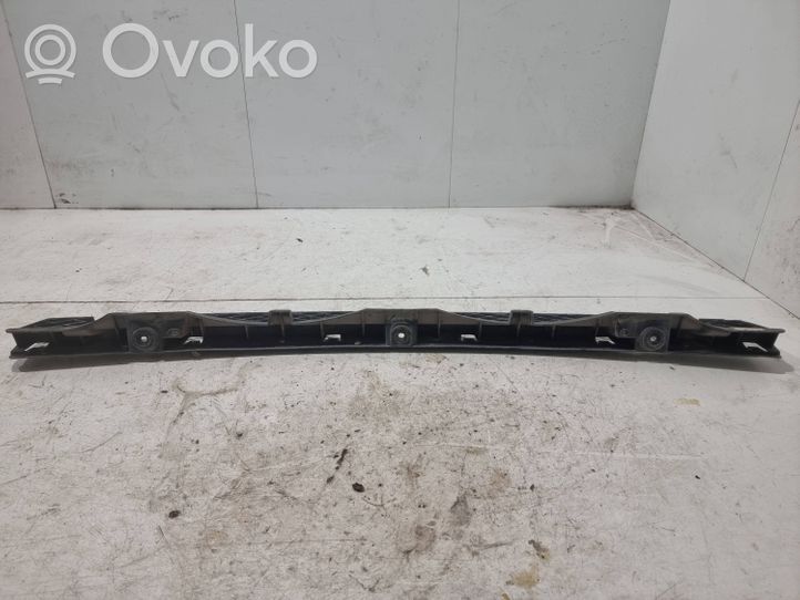 Volkswagen Touareg II Support de pare-chocs arrière 7P6807863