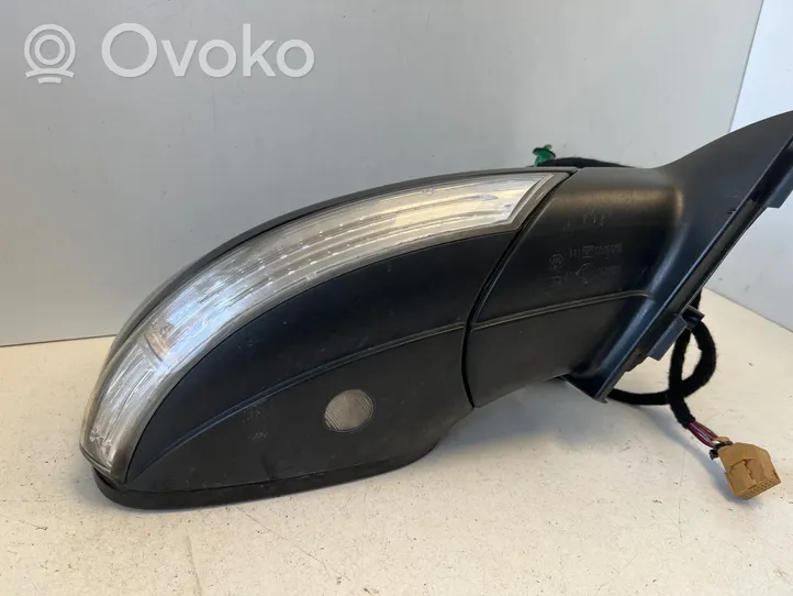 Volkswagen Touareg I Front door electric wing mirror 7L6857502qm