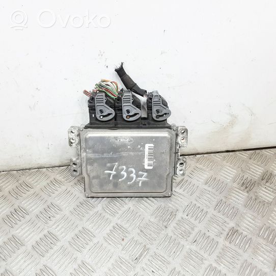 Renault Fluence Dzinēja vadības bloks 237100120R