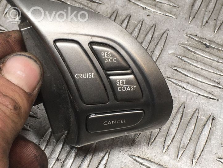 Subaru Legacy Interruptor del control de crucero 
