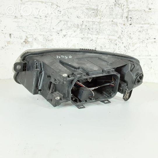 Audi A6 S6 C6 4F Lampa przednia 160136