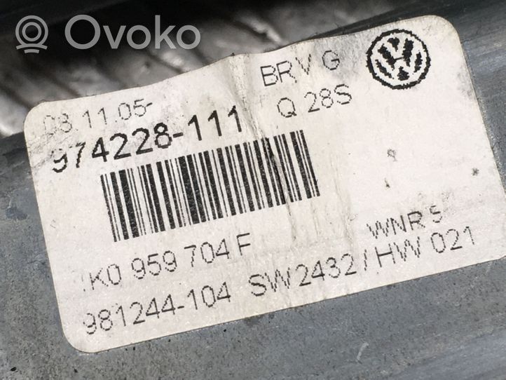 Volkswagen PASSAT B6 Galinis varikliukas langų pakėlėjo 1K0959704F