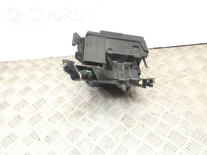 Mazda Demio Drošinātāju kaste (komplekts) D6516676Y