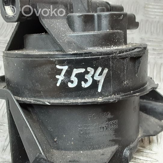 Volvo V50 Boîtier de filtre à carburant 9645928180