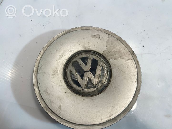 Volkswagen PASSAT B5 R15-pölykapseli 3B0601149