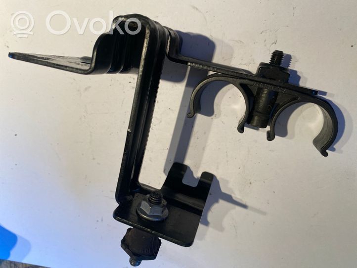 Audi Q7 4L Kita variklio skyriaus detalė 7L0819398A