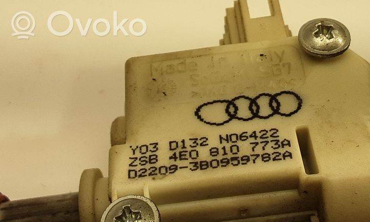 Audi A8 S8 D3 4E Polttoainesäiliön korkin lukko 4E0810773A