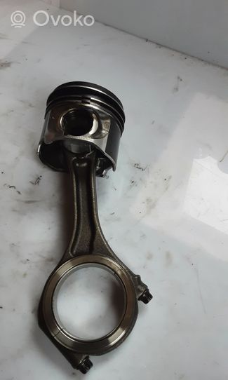 Audi A6 C7 Piston avec bielle 065DF