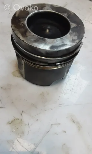 Audi A6 C7 Piston 065DF