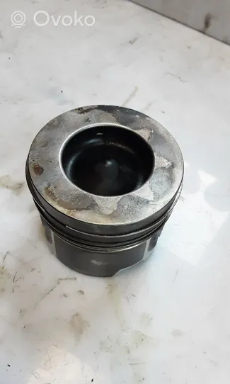 Audi A6 C7 Piston 065DF