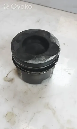 Audi A6 S6 C6 4F Piston 83L82