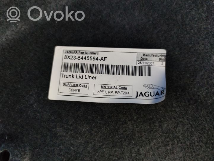 Jaguar XF Takaluukun alaosan verhoilu 8X235445594AF