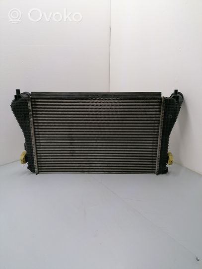 Volkswagen PASSAT B7 USA Chłodnica powietrza doładowującego / Intercooler 5C0145803B