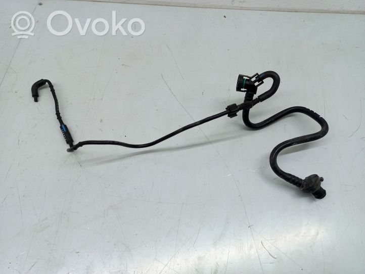 Volkswagen Jetta VI Tuyau sous vide 1K0612041