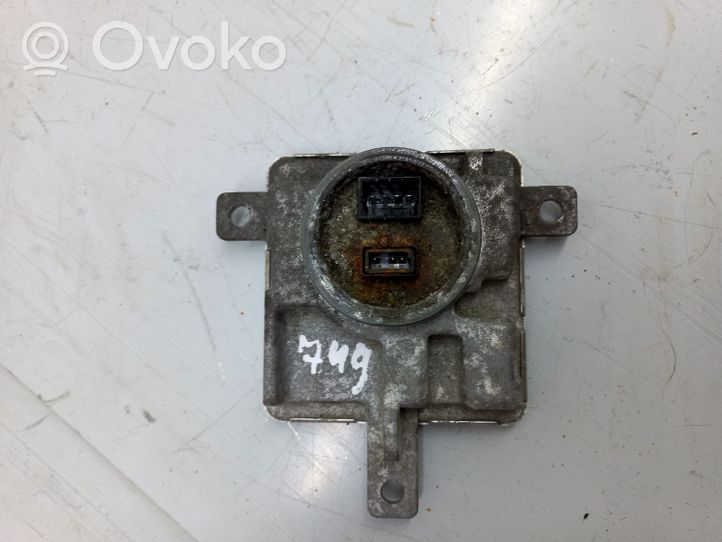 Volkswagen Jetta VI Ajovalojen virranrajoitinmoduuli Xenon 8K0941597E