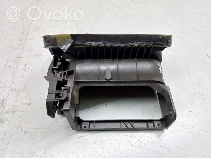 Volkswagen Golf VI Cabin air duct channel 1K1820303B