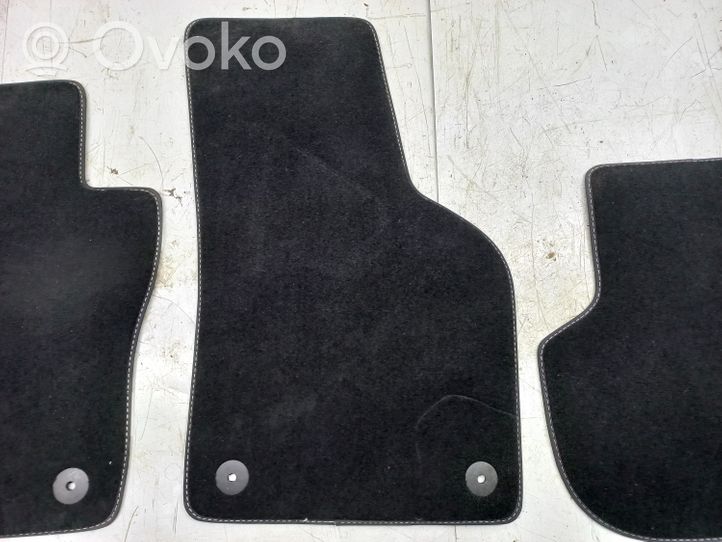 Volkswagen Jetta VI Kit tapis de sol auto 5C7863011BCB