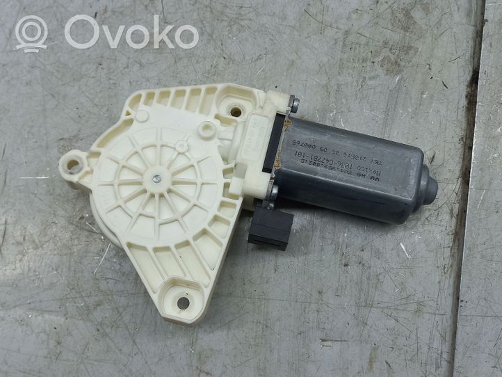 Volkswagen Jetta USA Fensterhebermotor Tür vorne 5Q4959802B