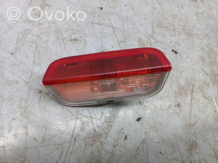 Volkswagen Touareg II Luce interna per portiera anteriore 1K0947411C