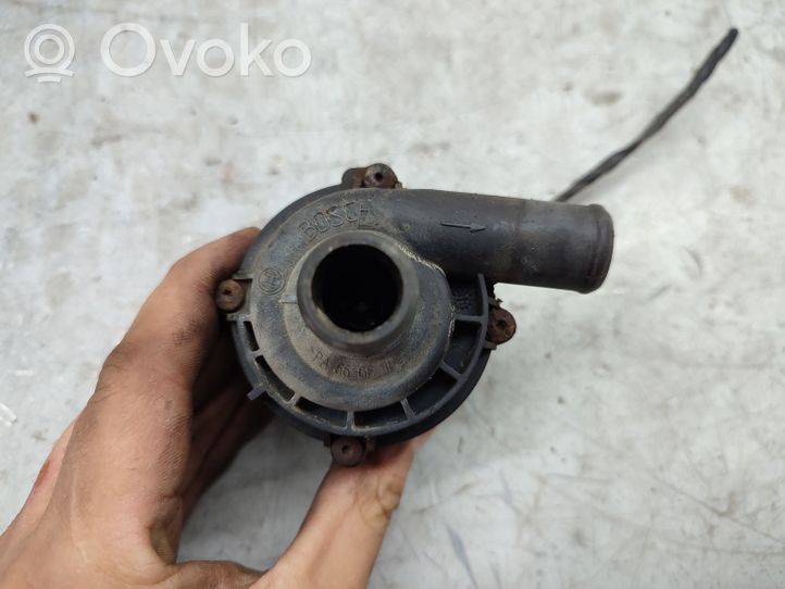 Volvo S60 Pompa elettrica dell’acqua/del refrigerante ausiliaria A2118350364