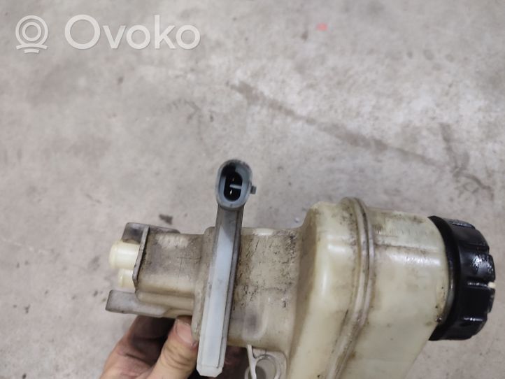 Opel Vectra C Réservoir de liquide de frein 32067069