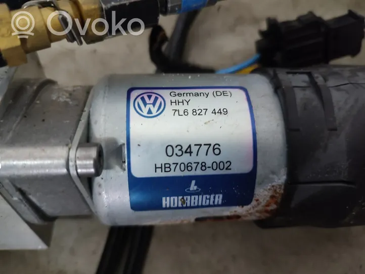 Volkswagen Touareg I Tavaratilan luukun hydraulinen avausjärjestelmä pumpulla 7L6827449